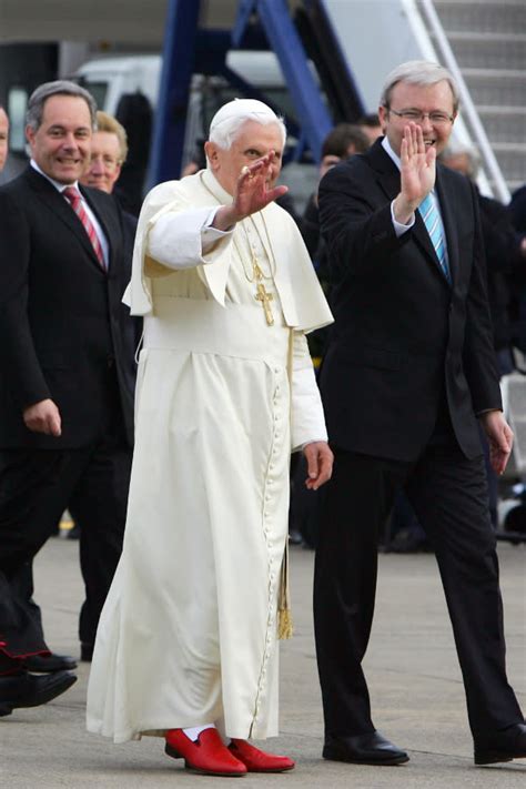 red shoes of the pope|pope francis red shoes.